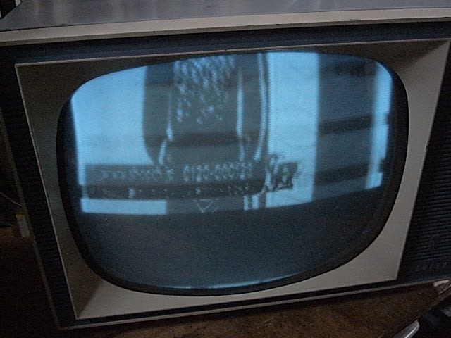 Zenith, D1810B 17インチ、真空管式白黒テレビ (1960) - テレビ Zenith, D1810B 17インチ、真空管式白黒テレビ (1960) - テレビ