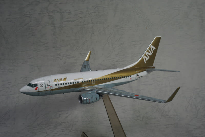 1/200】ボーイング737-700 ANAゴールドジェット【ギャラリー 1/200】ボーイング737-700 ANAゴールドジェット【ギャラリー