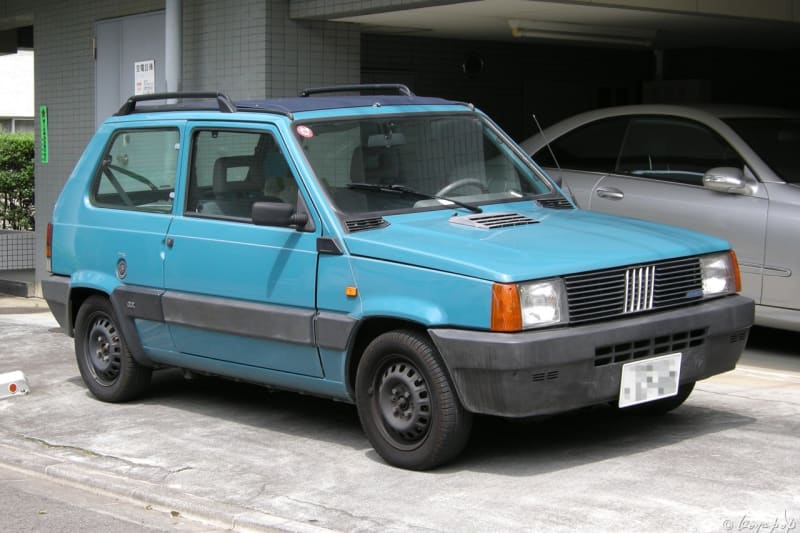 Fiat Panda 1980- 平面ガラスを採用したフィアット パンダ - ☆ BEAUTIFUL CARS OF THE '60s +1 ☆