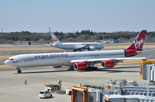 長～～～いヴァージンアトランティック航空のA340～出発編
