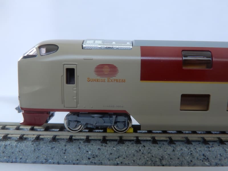 KATOの285系3000番台(10-1565)が入線したので軽くレビューする