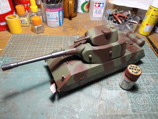 タコム1/35 Vk.100.01(P) K3382 製作記 第3回 - ワイのもじけた