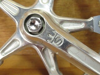 チェーンホイールの清掃と磨き マイティコンペ - Kinoの自転車日記