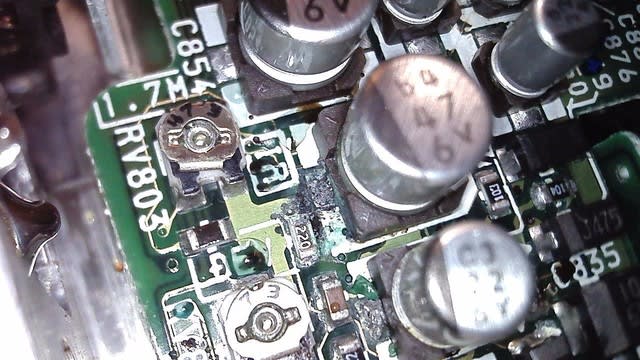 古い8mmビデオテープのデジタル化に挑戦。~結局修理から始める 古い8mmビデオテープのデジタル化に挑戦。~結局修理から始める