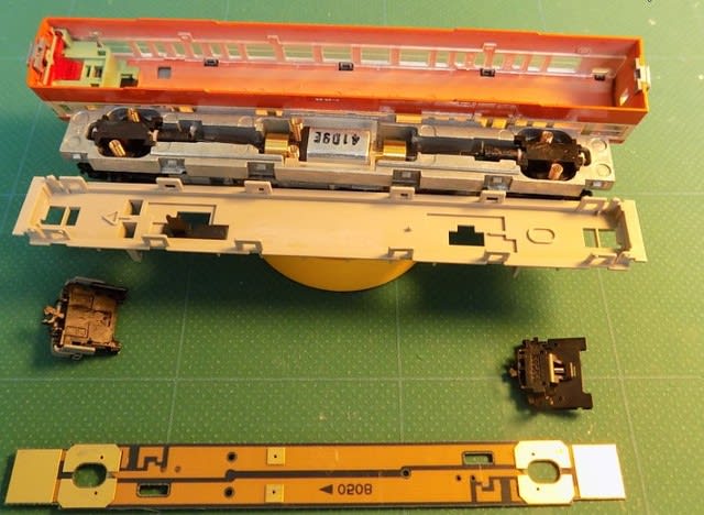 TOMIXの92179 国鉄キハ45形ディーゼルカー セットを弄る TOMIXの92179 国鉄キハ45形ディーゼルカー セットを弄る
