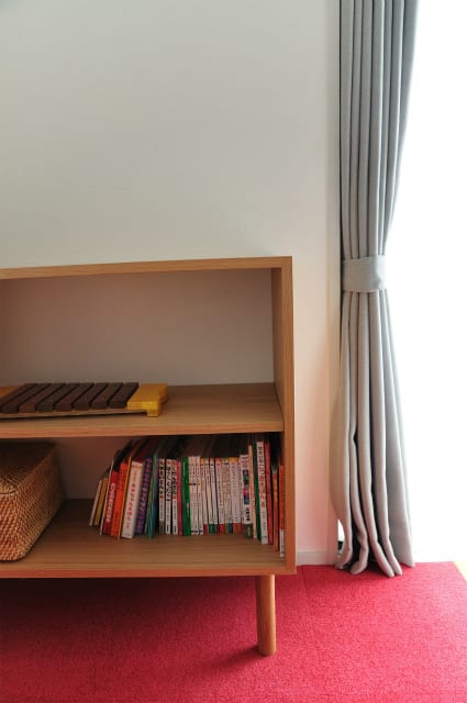 IDEE(イデー)のSTILT SHELFを絵本の本棚として購入 - 訴えたい事 IDEE(イデー)のSTILT SHELFを絵本の本棚として購入 - 訴えたい事