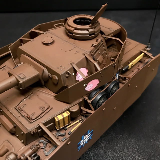 Amazon | プラッツ ガールズ&パンツァー 1/35 Ⅳ号戦車D型改（H