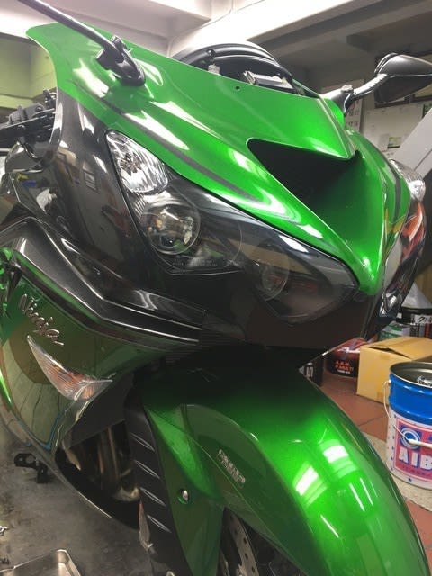 入荷しました！「Ninja ZX-14R ABS High Grade」 - バイク屋