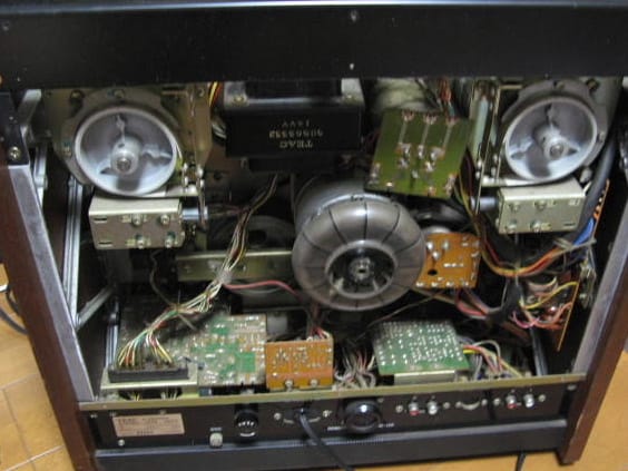 □オープンリールデッキ TEAC A-2300SX / A-3300SX (その1 □オープンリールデッキ TEAC A-2300SX / A-3300SX (その1