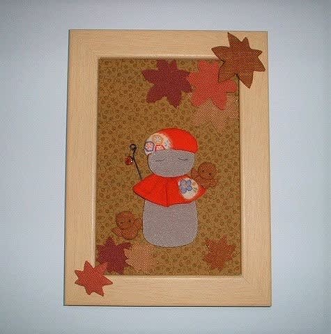 秋にぴったりの作品→「紅葉とお地蔵様とすずめ（押し絵）」の