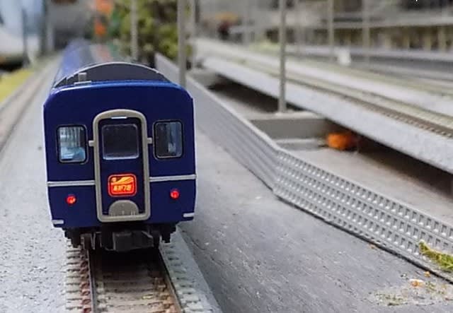 TOMIXの92763 JR 14系15形客車(寝台特急あかつき TOMIXの92763 JR 14系15形客車(寝台特急あかつき