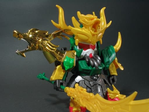 パチ組み 三国伝 真 翔烈帝龍装劉備ガンダム 龍輝宝 的盧 その2
