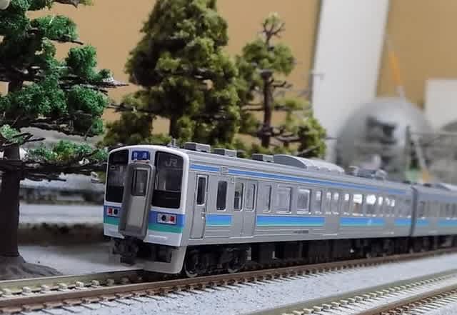 TOMIXの92517 JR211-3000系長野色を見る - MRFC