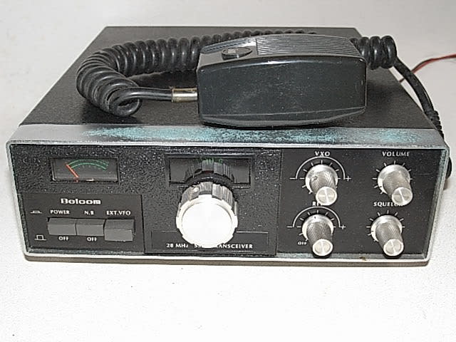日本電業 Belcom, Liner 10、 28MHz, SSBトランシーバー (1971.12