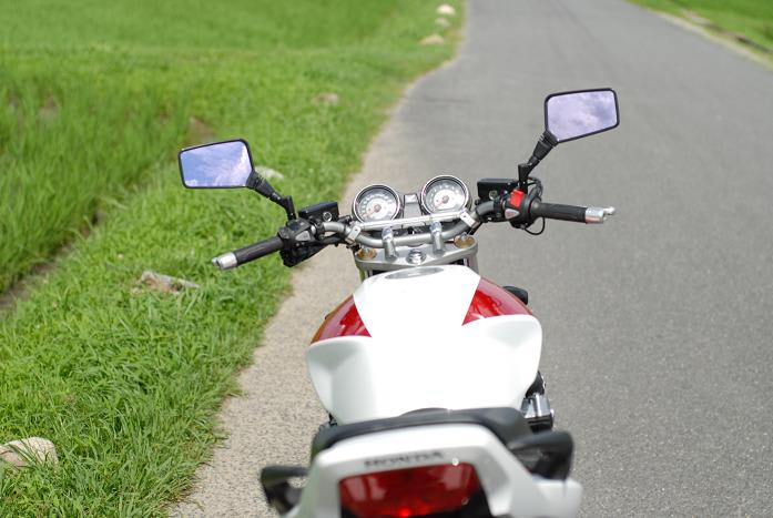 バイクのミラー交換検討「ナポレオン クロス２ オプティクス編」（その３） - 見上げてごらん青い空を
