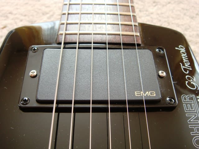 HOHNER G2 Tremolo - Guitars On Broadway HOHNER G2 Tremolo - Guitars On Broadway