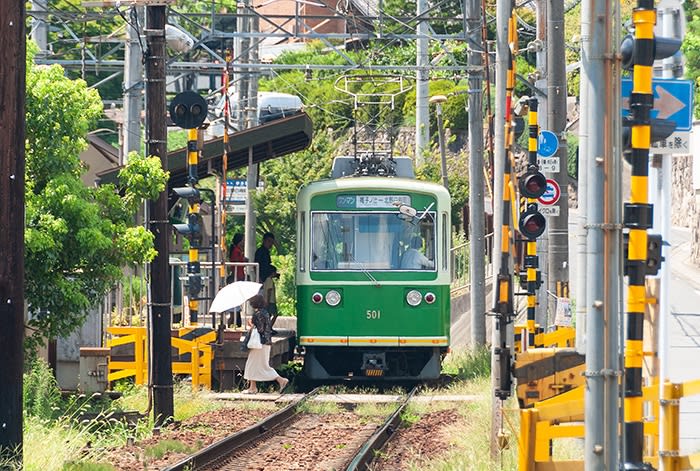 16年前に見た時は、神戸市営地下鉄の様なカラーリングでした 16年前に見た時は、神戸市営地下鉄の様なカラーリングでした