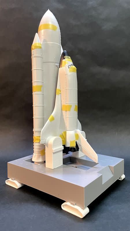 ハセガワ 1/200 スペースシャトル オービター ブースター付き