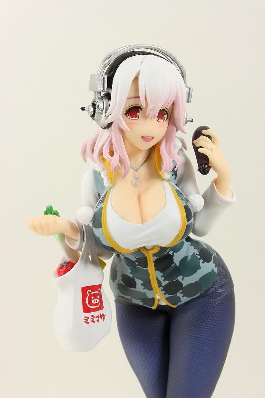 すーぱーそに子 アニバーサリーフィギュア すーぱーそに子さん すーぱーそに子 アニバーサリーフィギュア すーぱーそに子さん