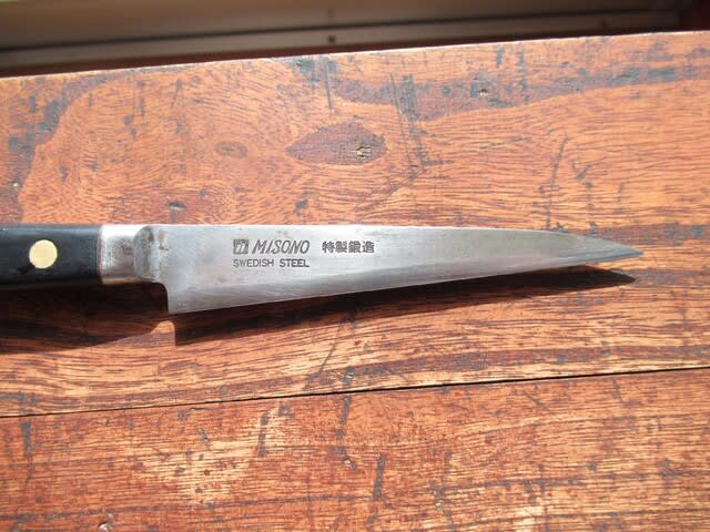 ミソノ(Misono)EUカーボン鋼ペティナイフ - ぽてちの「人とは ミソノ(Misono)EUカーボン鋼ペティナイフ - ぽてちの「人とは