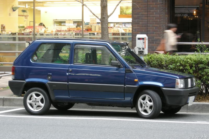 Fiat Panda 1980- 平面ガラスを採用したフィアット パンダ