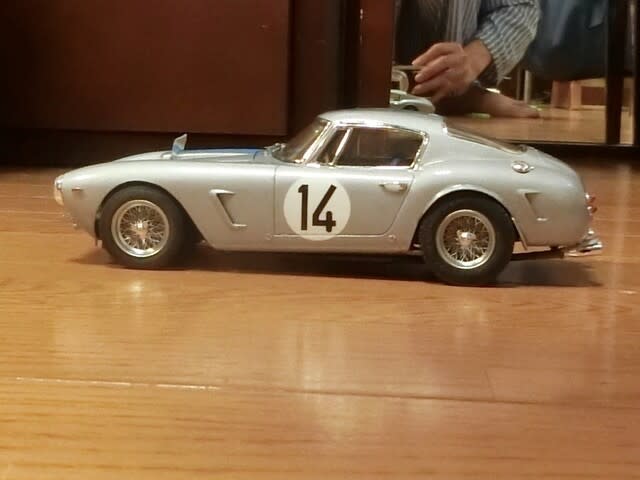 1/24グンゼ改造 フェラーリ250GT SWB 完成！ - sportscar graphic