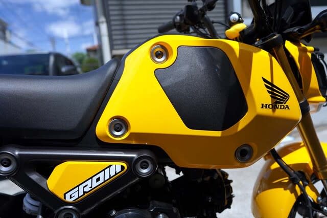 GROM グロム JC61初期型パールクィーンビーイエロー 外装セット