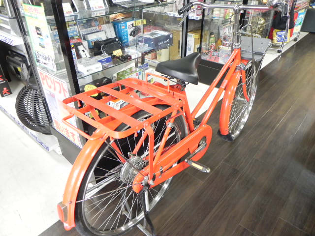 郵便局払下げ 真っ赤な自転車入荷しました! - リサイクル 郵便局払下げ 真っ赤な自転車入荷しました! - リサイクル