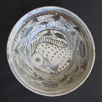 日本製得価♪♪スコータイ　魚文皿　高さ　７．２センチ　直径　２１．６センチ　その４♪♪ 東南アジア