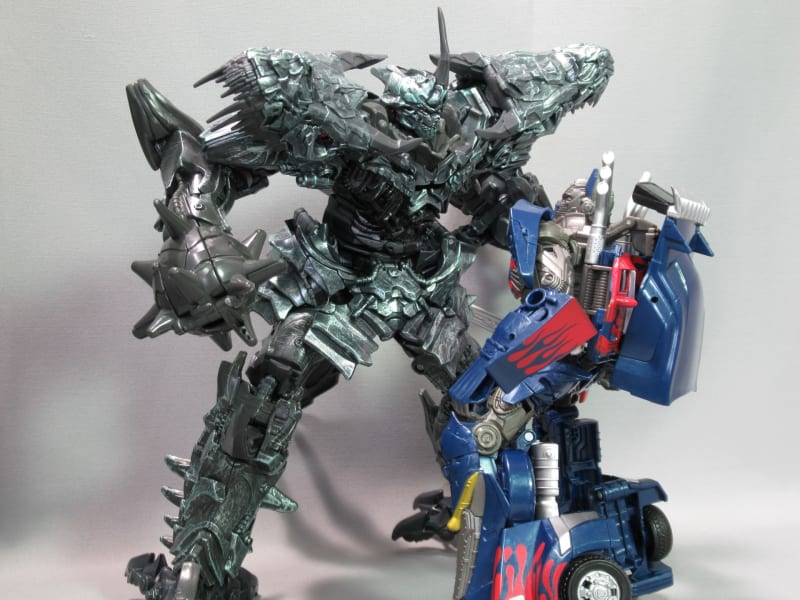 TFスタジオシリーズ リーダークラス グリムロックをゆっくり紹介