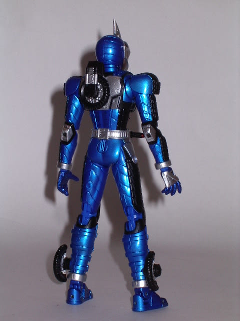 Amazon.co.jp: SH ヴァルバラド フィギュア 仮面ライダーガッ