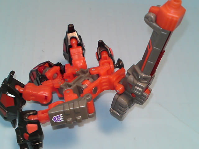 TFギャラクシーフォース スカウトクラス ランブル(赤)をゆっくり TFギャラクシーフォース スカウトクラス ランブル(赤)をゆっくり