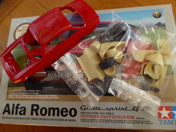 1/24TAMIYA ALFA ROMEO GIULIA 1300 GTA JUNIOR CORSA 製作開始