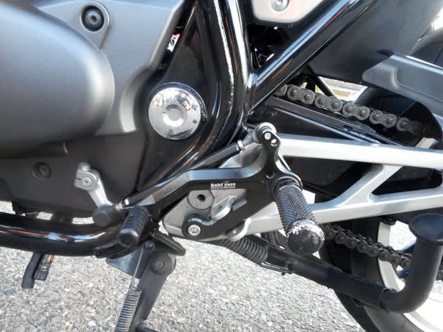 最安 読み方 cb1100 ステッププレート黒 アクセサリー