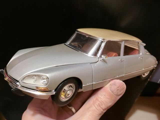 エブロ1/24 シトロエンDS21完成 製作記 - sportscar graphic