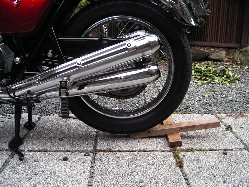 CB750 Four K4 IKON(アイコン)リアショック 取り付け 記 CB750 Four K4 IKON(アイコン)リアショック 取り付け 記