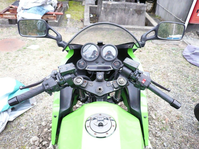 Gpz900R ノーマルハンドル、廃盤品