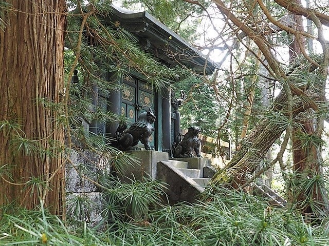 日光 日光東照宮 奥宮（徳川家康公の霊廟） - 気まぐれな神社
