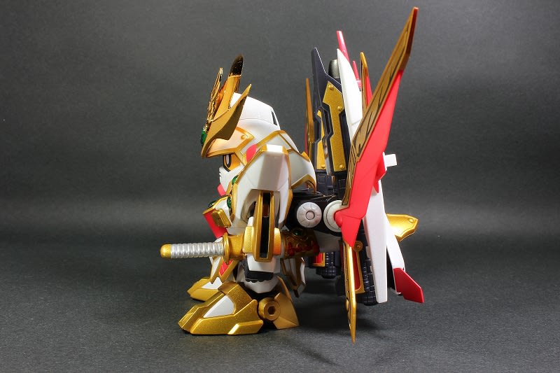 SDX 三代目頑駄無大将軍(フル装備編) - 城西ドンガルドン SDX 三代目頑駄無大将軍(フル装備編) - 城西ドンガルドン