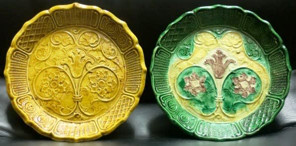青磁鎬蓮弁文鉢 - 京都国立博物館 館蔵品データベース