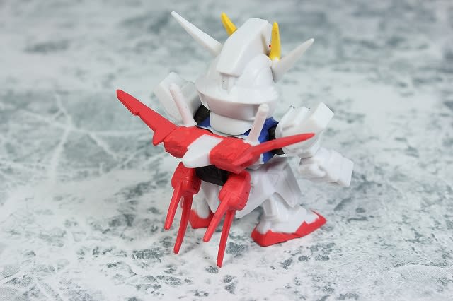 ガシャポン戦士NEXT17 - 城西ドンガルドン