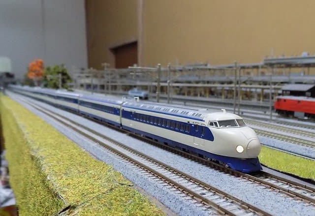 KATOの10-454 0系2000番台増結SETとAssyパーツで纏めた0 KATOの10-454 0系2000番台増結SETとAssyパーツで纏めた0