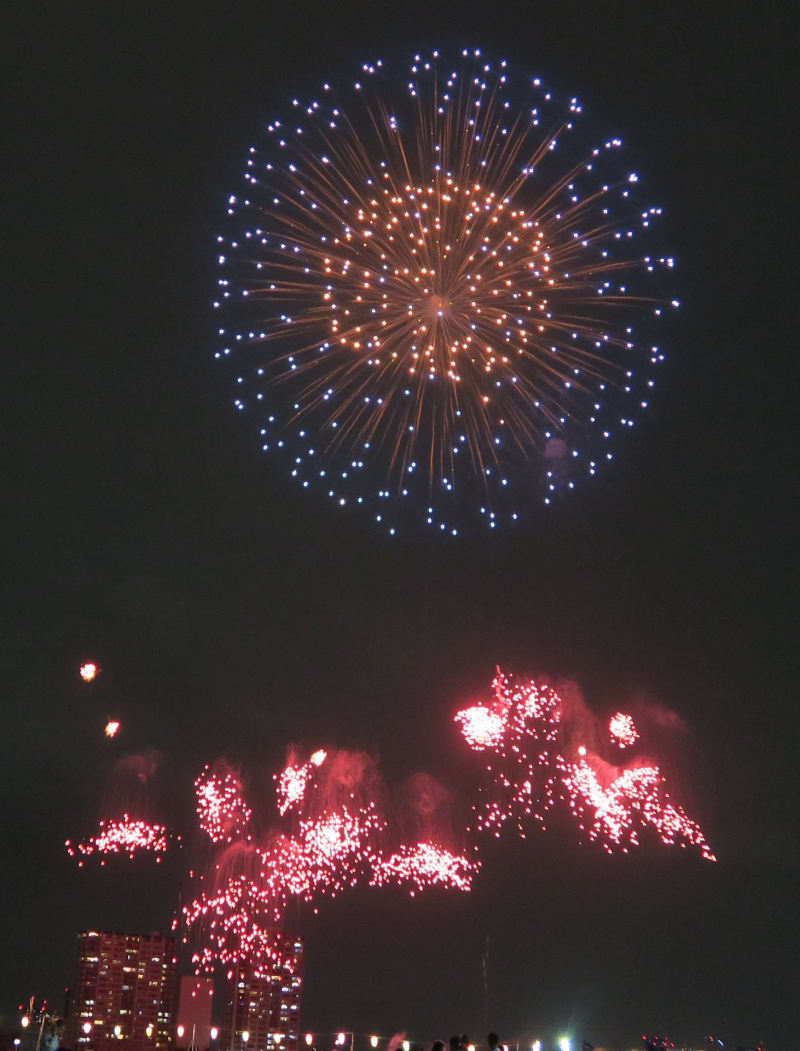 多摩川六郷花火大会 16 8 15 の写真一覧 Ch フォトチャンネル Goo ブログ