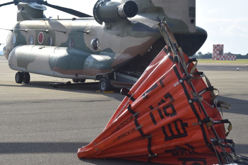 航空自衛隊 CH-47 チヌーク 57-4491 - 船と飛行機と電車