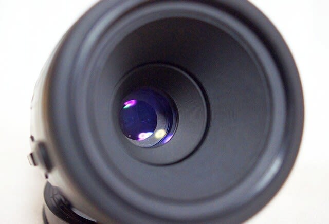 円形絞りになった50mmマクロ Minolta AF MACRO 50mm F2.8 New 円形絞りになった50mmマクロ Minolta AF MACRO 50mm F2.8 New