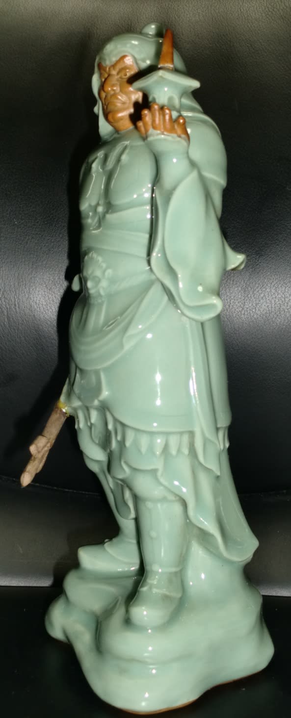 熱い販売 青磁毘沙門天像 夜噺骨董談義 - 初代？宮永東山作 工芸品