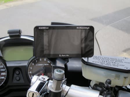 ナビ男くん｜マツダCX-60／CX-80専用レーダー取付スタンド。レーダー探知機をジャストポジションに取付。