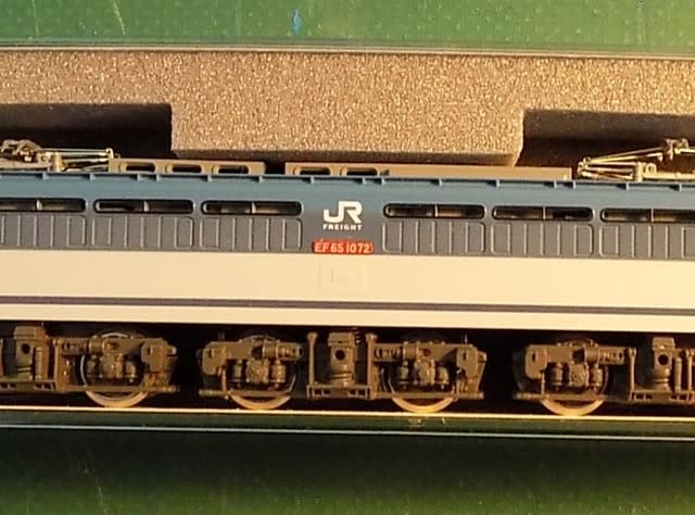 Assyパーツで KATOの3019-6 EF651000前期型JR貨物色を Assyパーツで KATOの3019-6 EF651000前期型JR貨物色を
