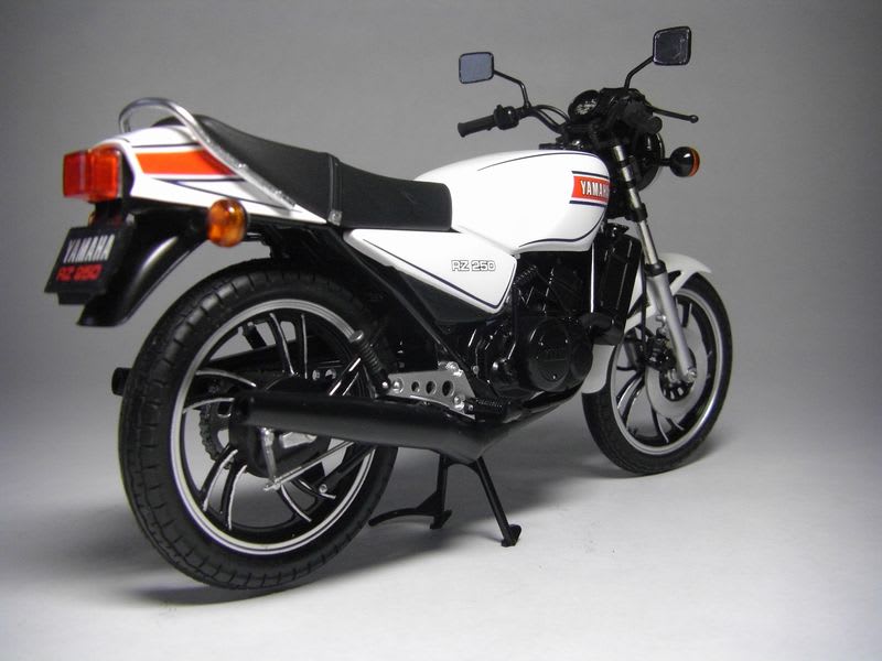 過去の作品 タミヤ 1/12 YAMAHA RZ250 （ホワイト） - めざせ