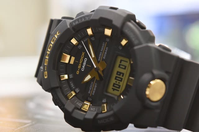 G-SHOCKから「ゴールド×ブラック」の3針アナログモデルが届きました！ - 梶本時計店 【広島県呉市の時計・宝石・時計修理の専門店】
